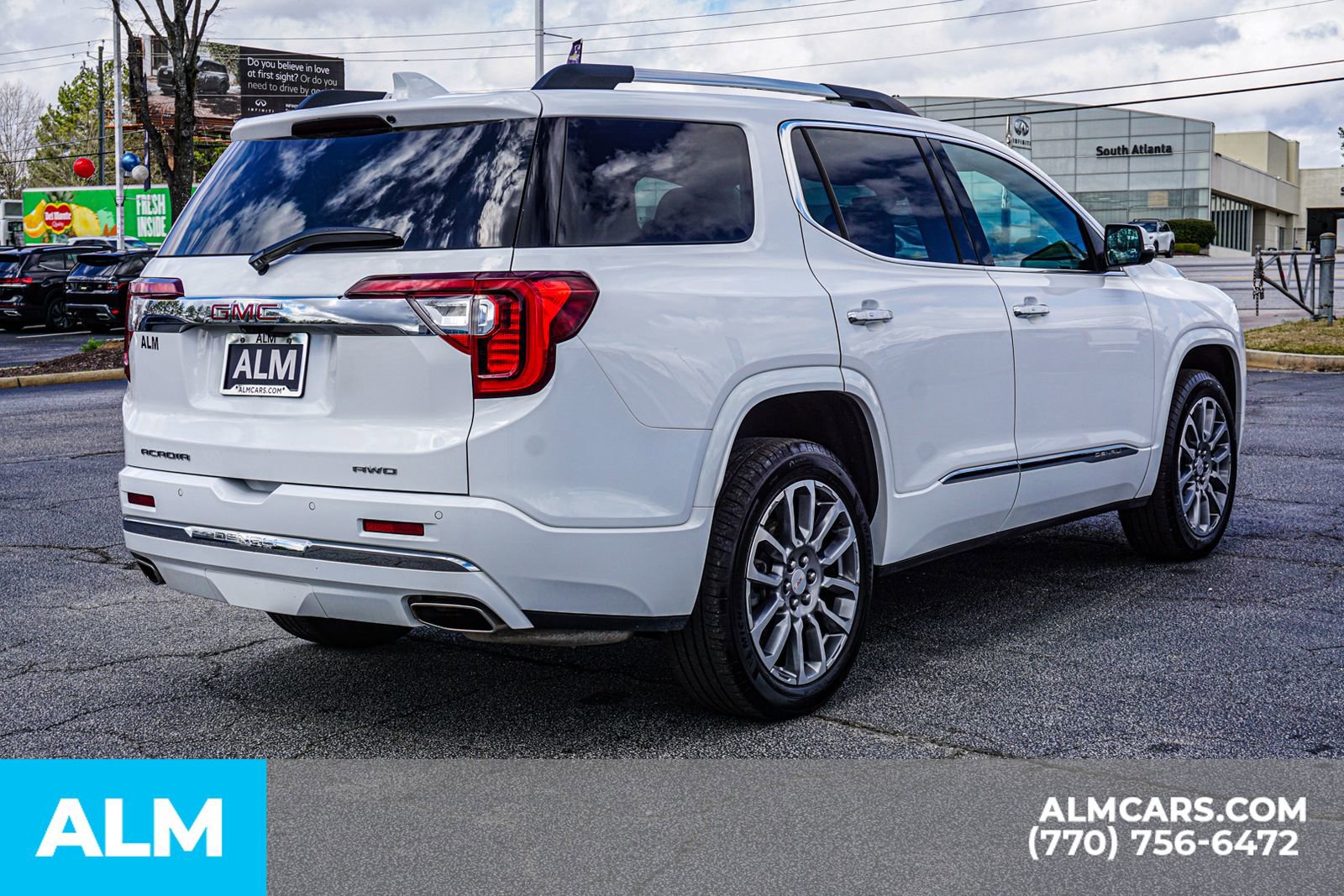 Used 2023 GMC Acadia Denali w/ Denali Ultimate Package image 7