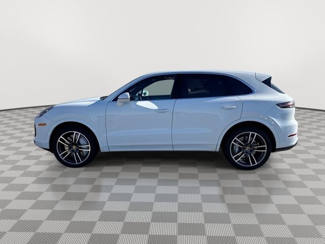 Used 2020 Porsche Cayenne Turbo image 5