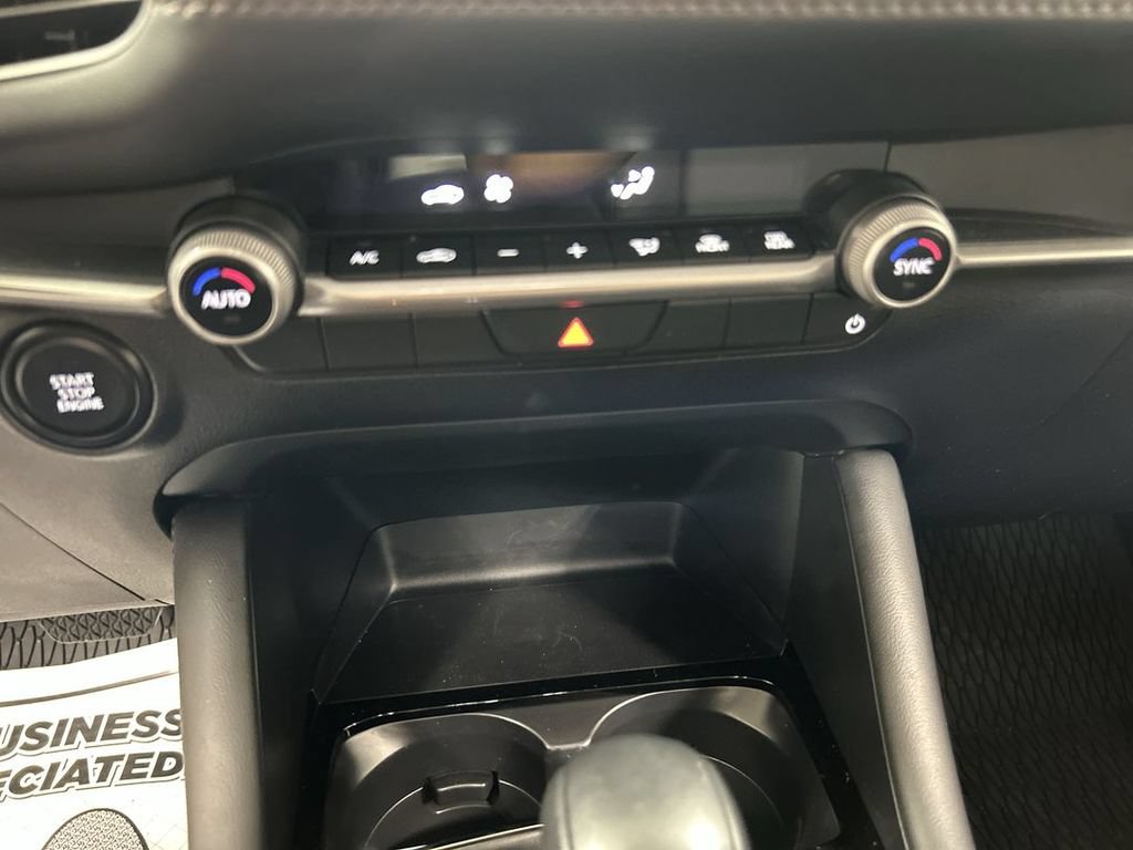 Certified 2025 MAZDA MAZDA3 s FWD image 16