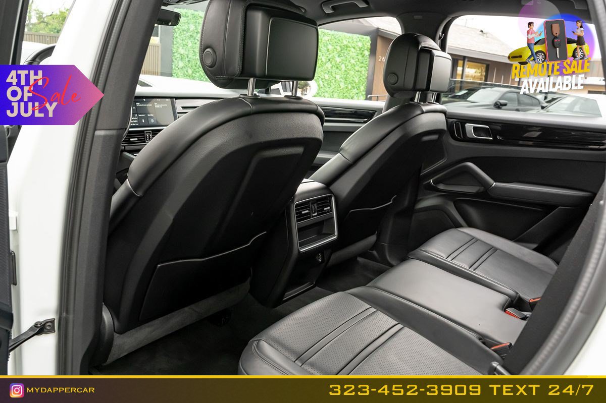 Used 2019 Porsche Cayenne AWD/4WD image 13