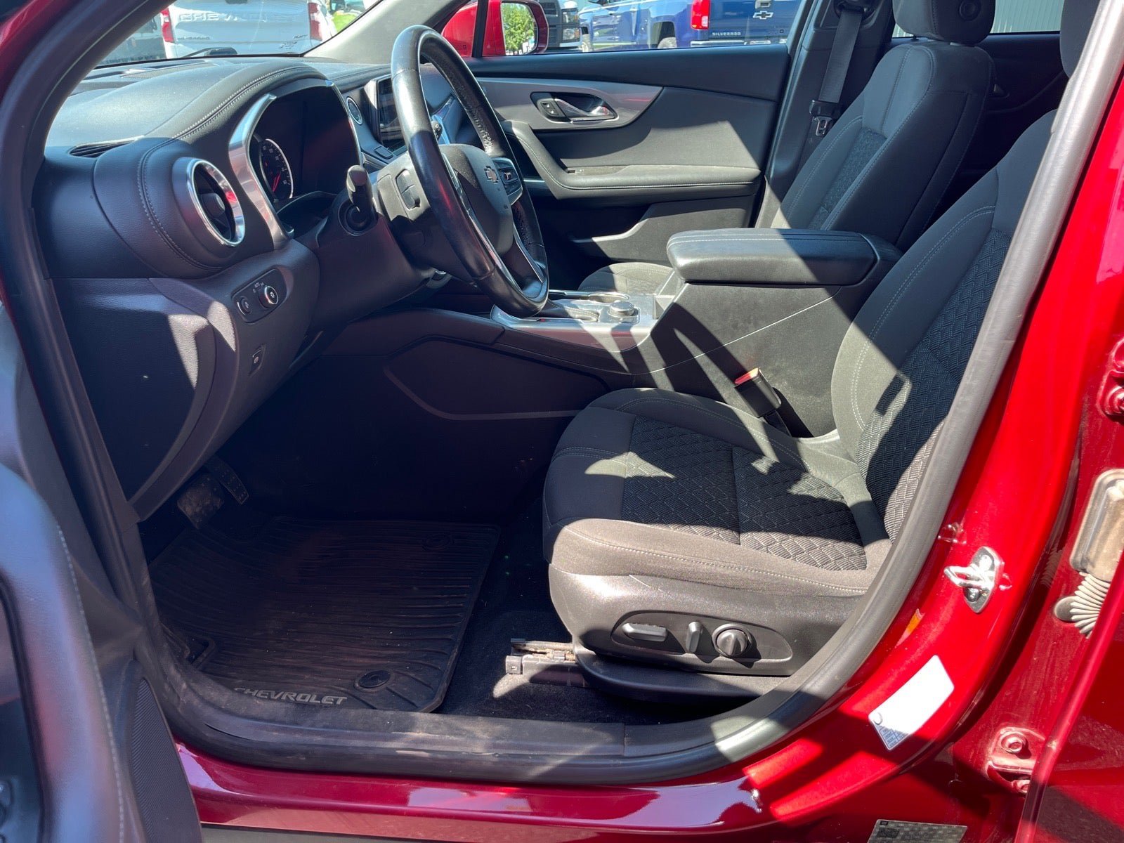 Used 2019 Chevrolet Blazer LT AWD/4WD image 16