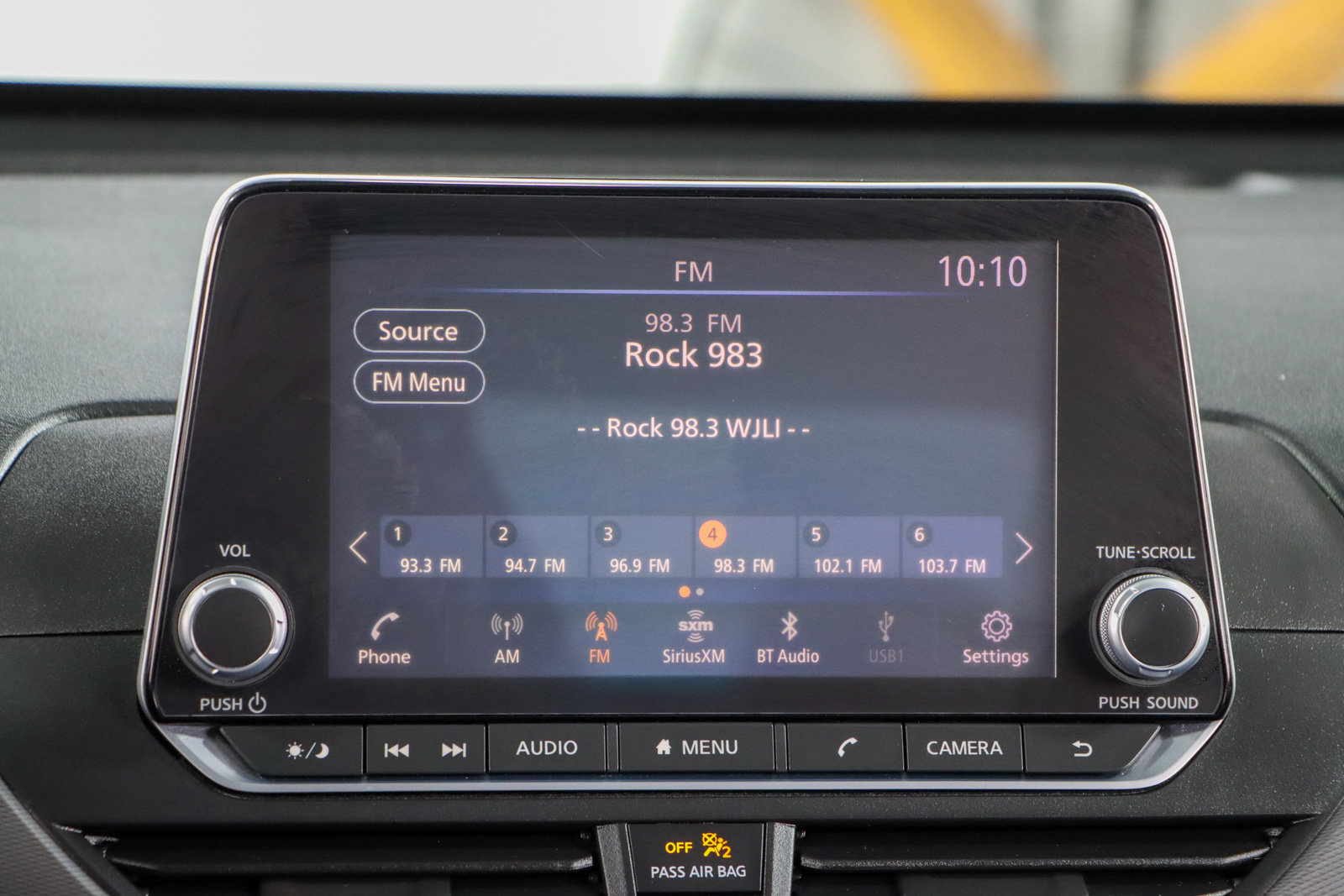 Used 2024 Nissan Altima 2.5 SR FWD image 19