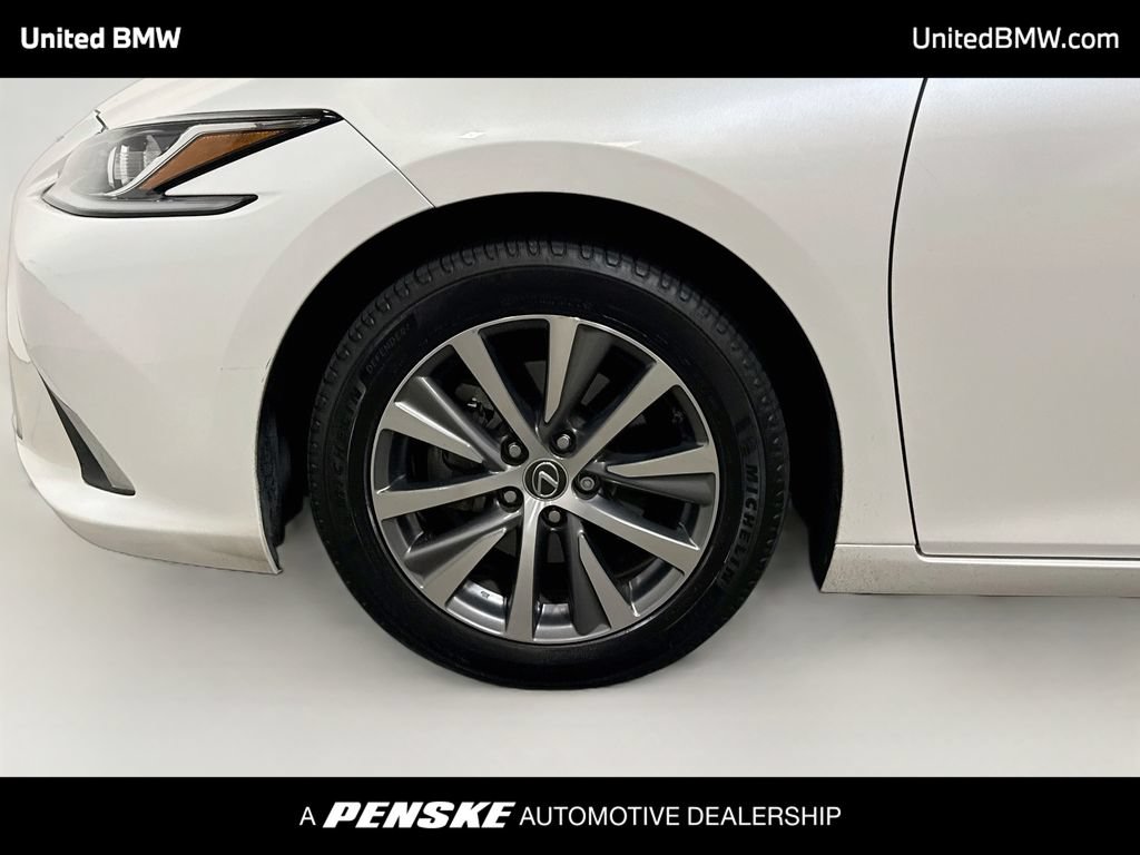 Used 2020 Lexus ES 350 w/ Accessory Package FWD image 9