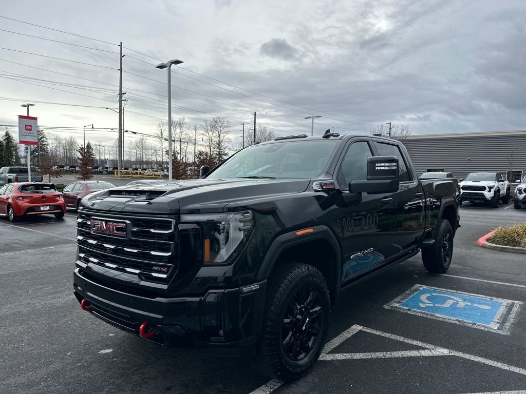 Used 2025 GMC Sierra 3500 AT4 w/ AT4 Premium Plus Package image 7