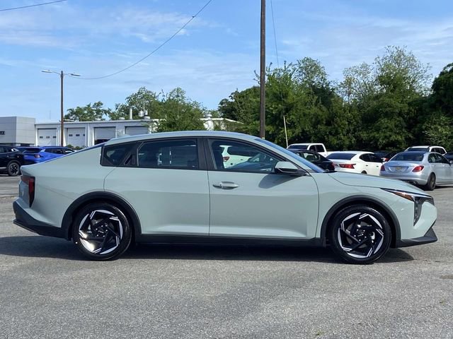 New 2026 Kia K4 EX FWD image 2