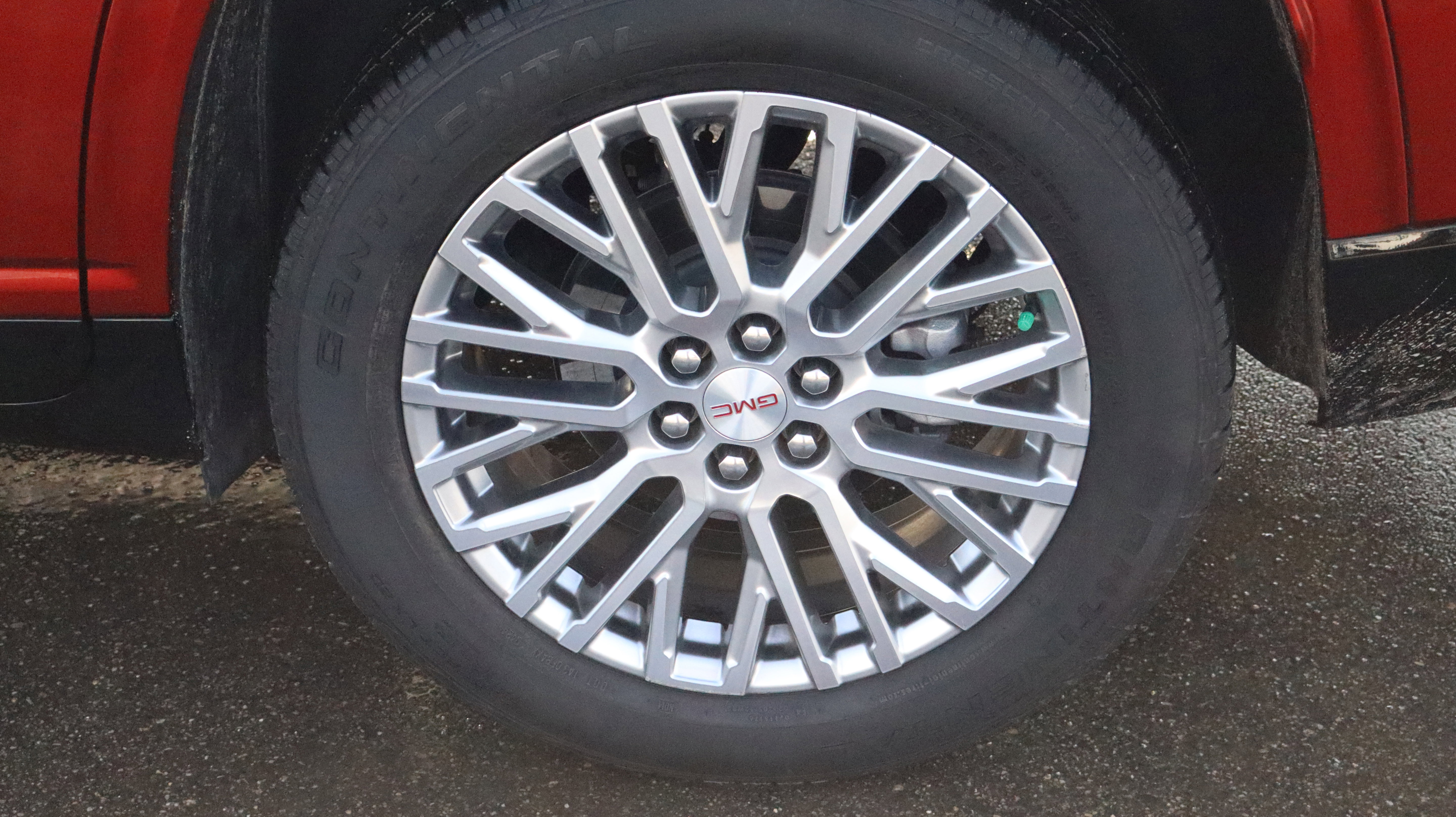 Certified 2024 GMC Acadia Denali w/ LPO, Floor Liner Package image 17