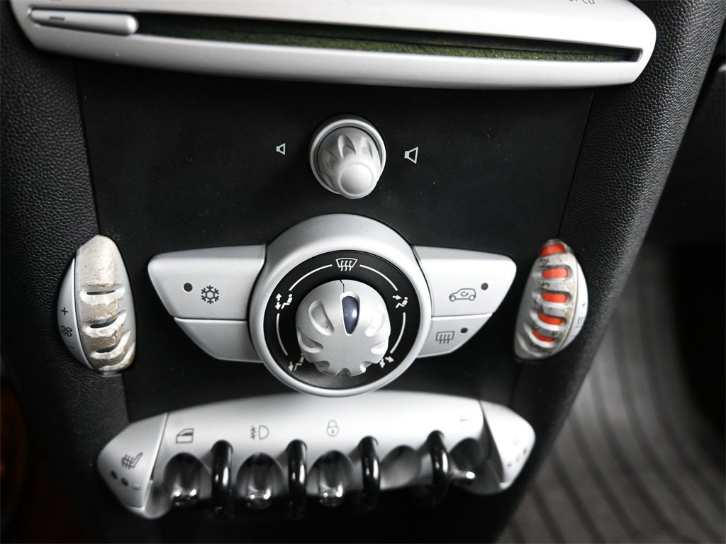 Used 2010 MINI Cooper S image 23