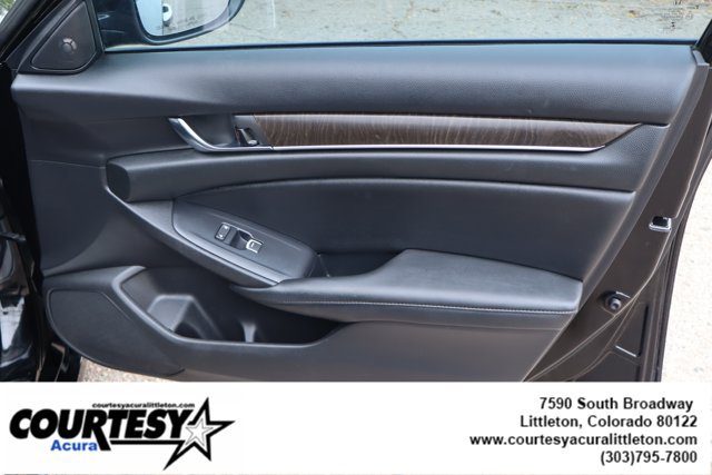 Used 2020 Honda Accord Touring image 34
