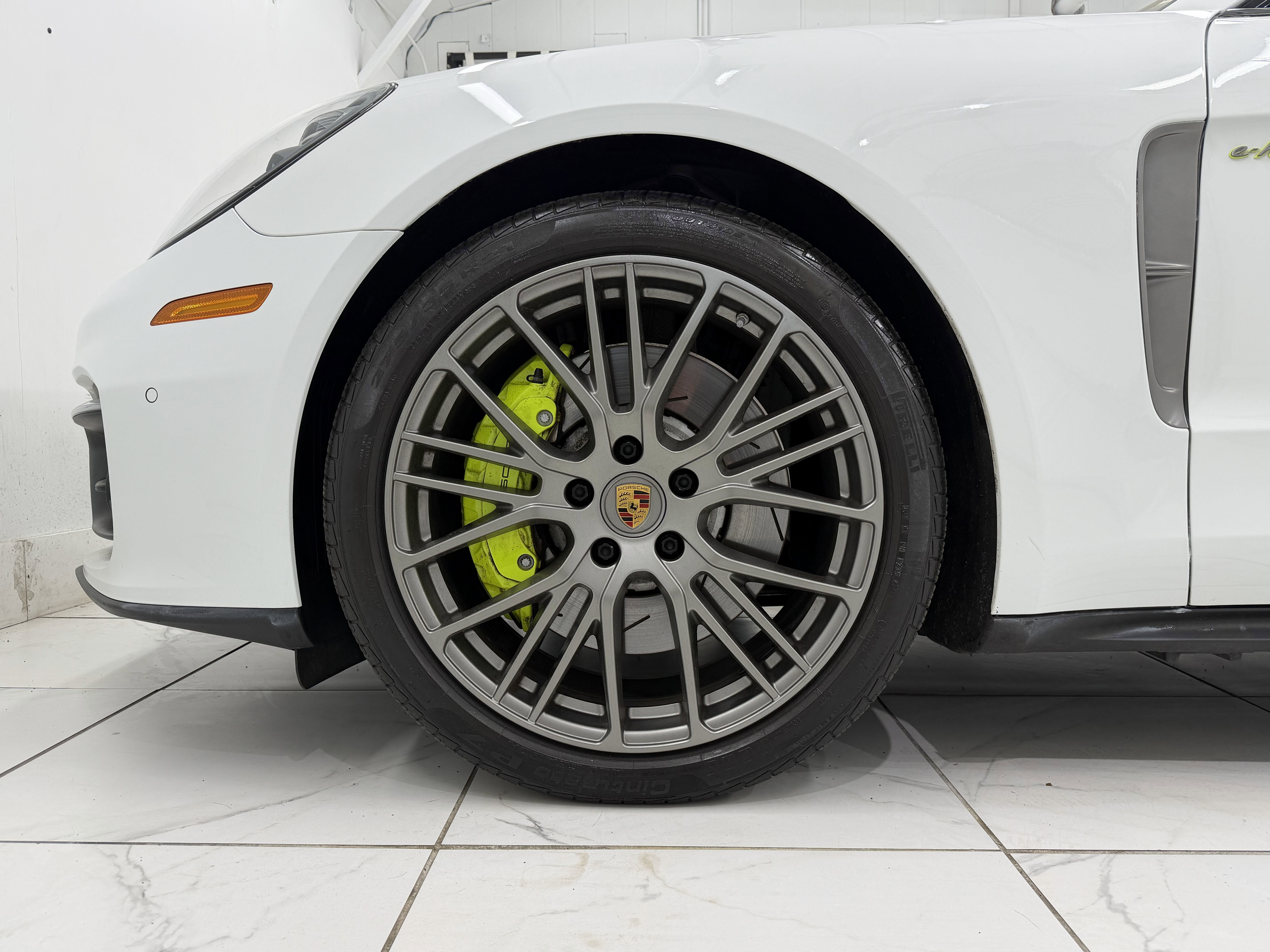 Certified 2023 Porsche Panamera 4 Platinum Edition w/ Assistance Package AWD/4WD image 16