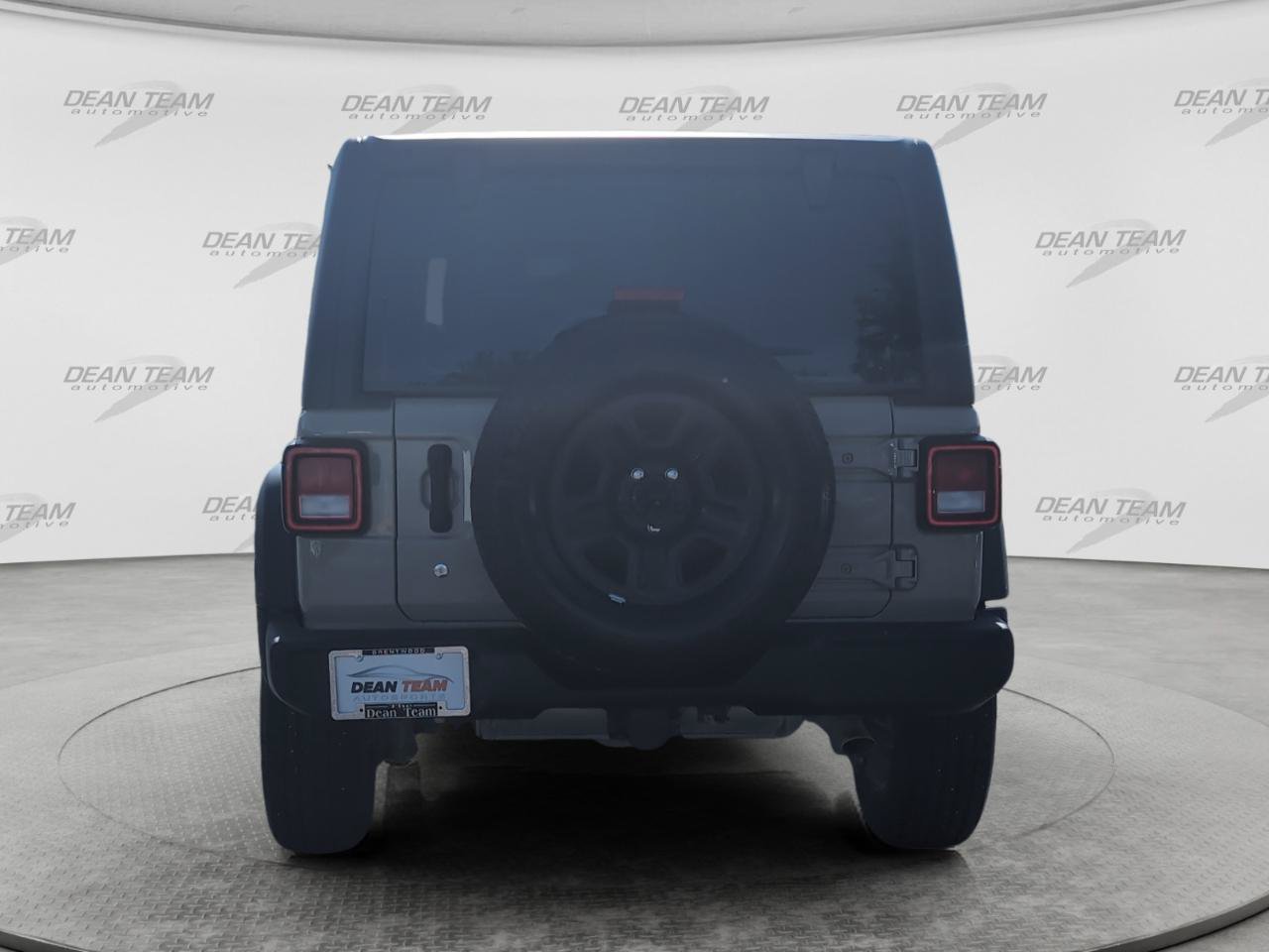 Used 2022 Jeep Wrangler Unlimited Sport AWD/4WD image 6