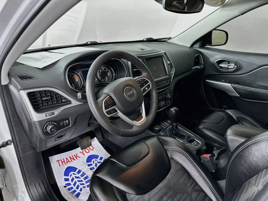Certified 2022 Jeep Cherokee Latitude AWD/4WD image 16