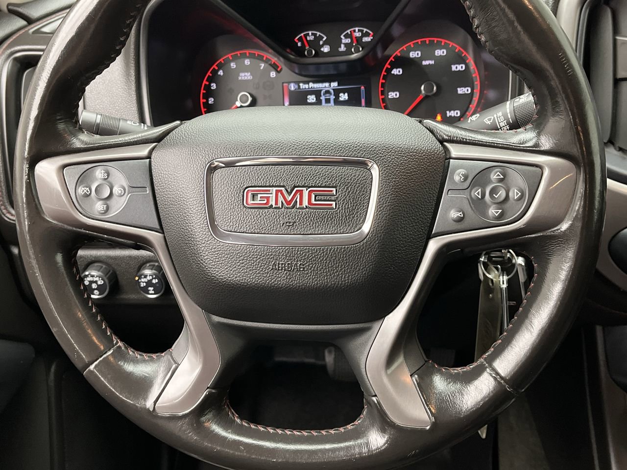 Used 2016 GMC Canyon SLE w/ All Terrain Package AWD/4WD image 15