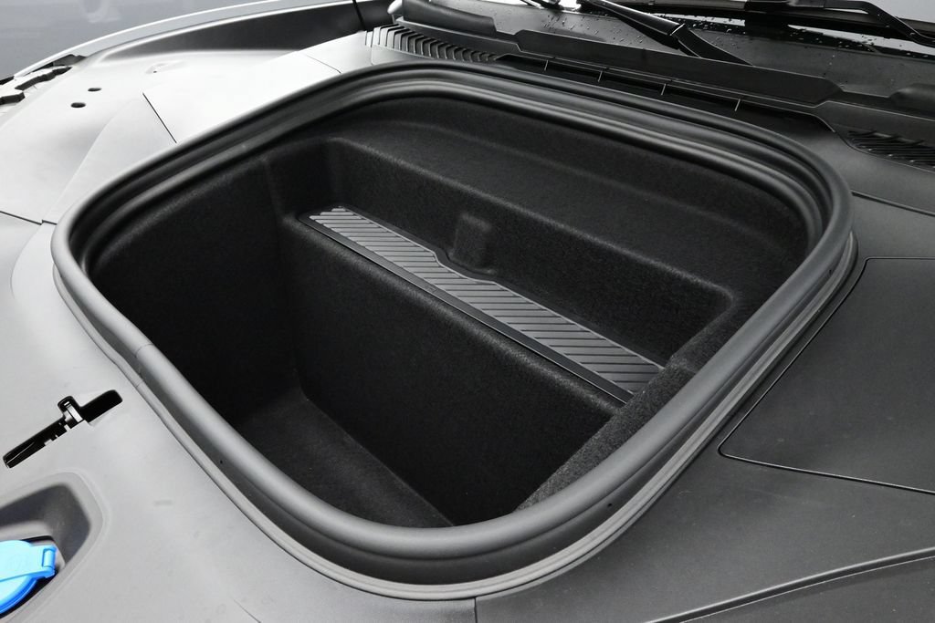 New 2026 Porsche Cayenne Turbo AWD/4WD image 21