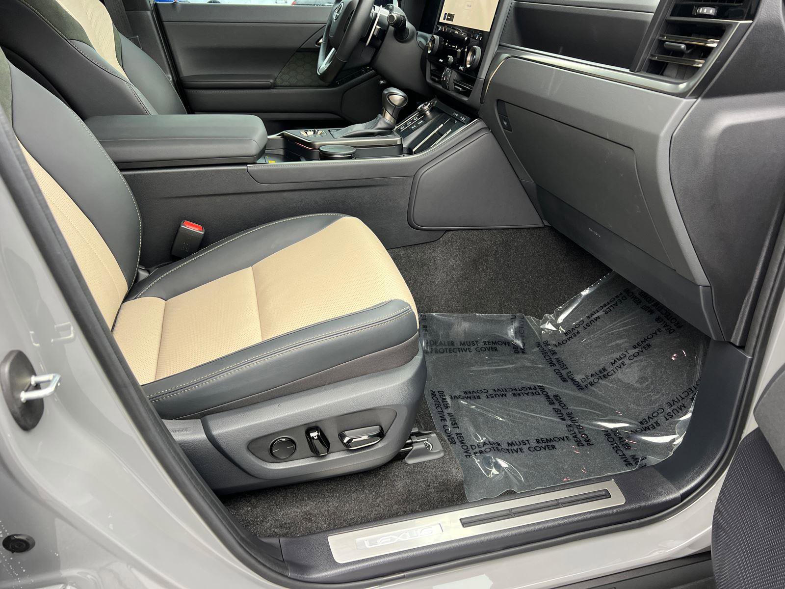 Used 2024 Lexus GX 550 550 Overtrail+ image 14