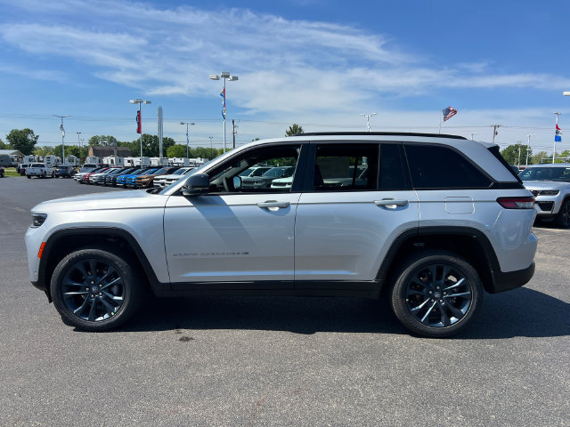 New 2026 Jeep Grand Cherokee Limited AWD/4WD image 4