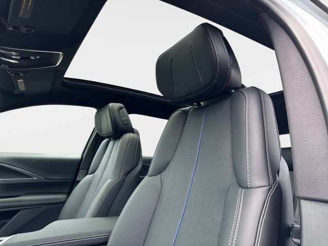 New 2026 Cadillac Lyriq Sport AWD/4WD image 18