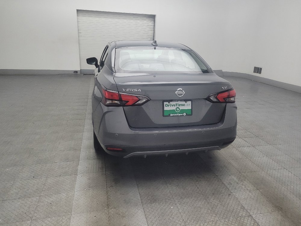 Used 2021 Nissan Versa SV FWD image 6