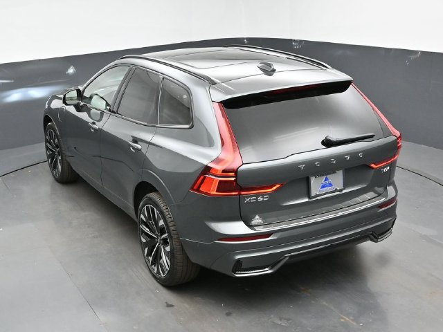 Used 2026 Volvo XC60 T8 Ultra w/ Protection Package Premier AWD/4WD image 50
