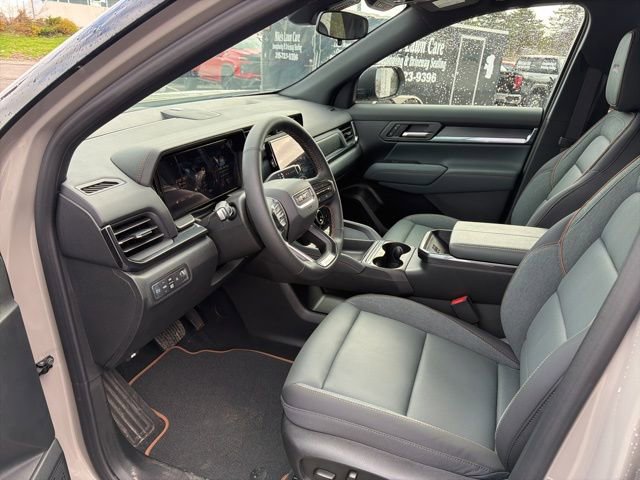 Used 2026 GMC Terrain AT4 w/ Convenience Package III AWD/4WD image 19