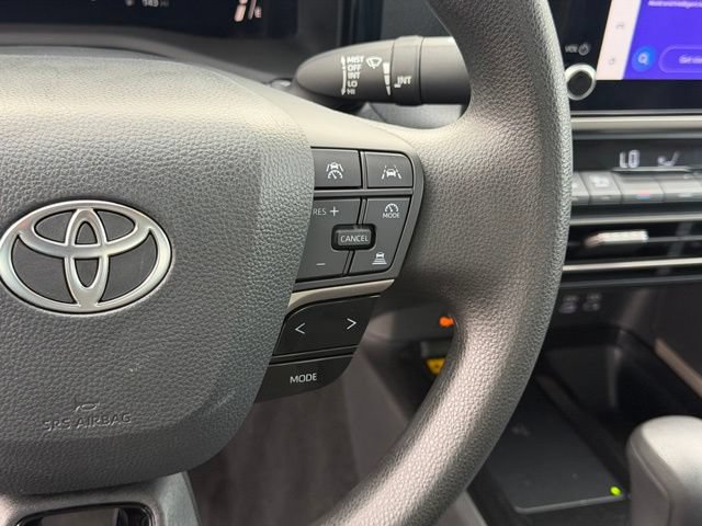 Used 2025 Toyota Camry LE FWD image 22