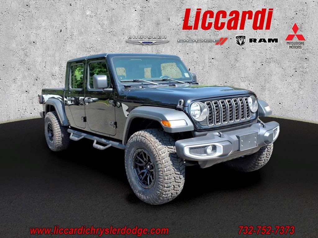 Used 2025 Jeep Gladiator Sport