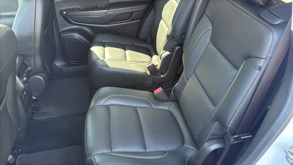 Used 2019 GMC Acadia SLT AWD/4WD image 32