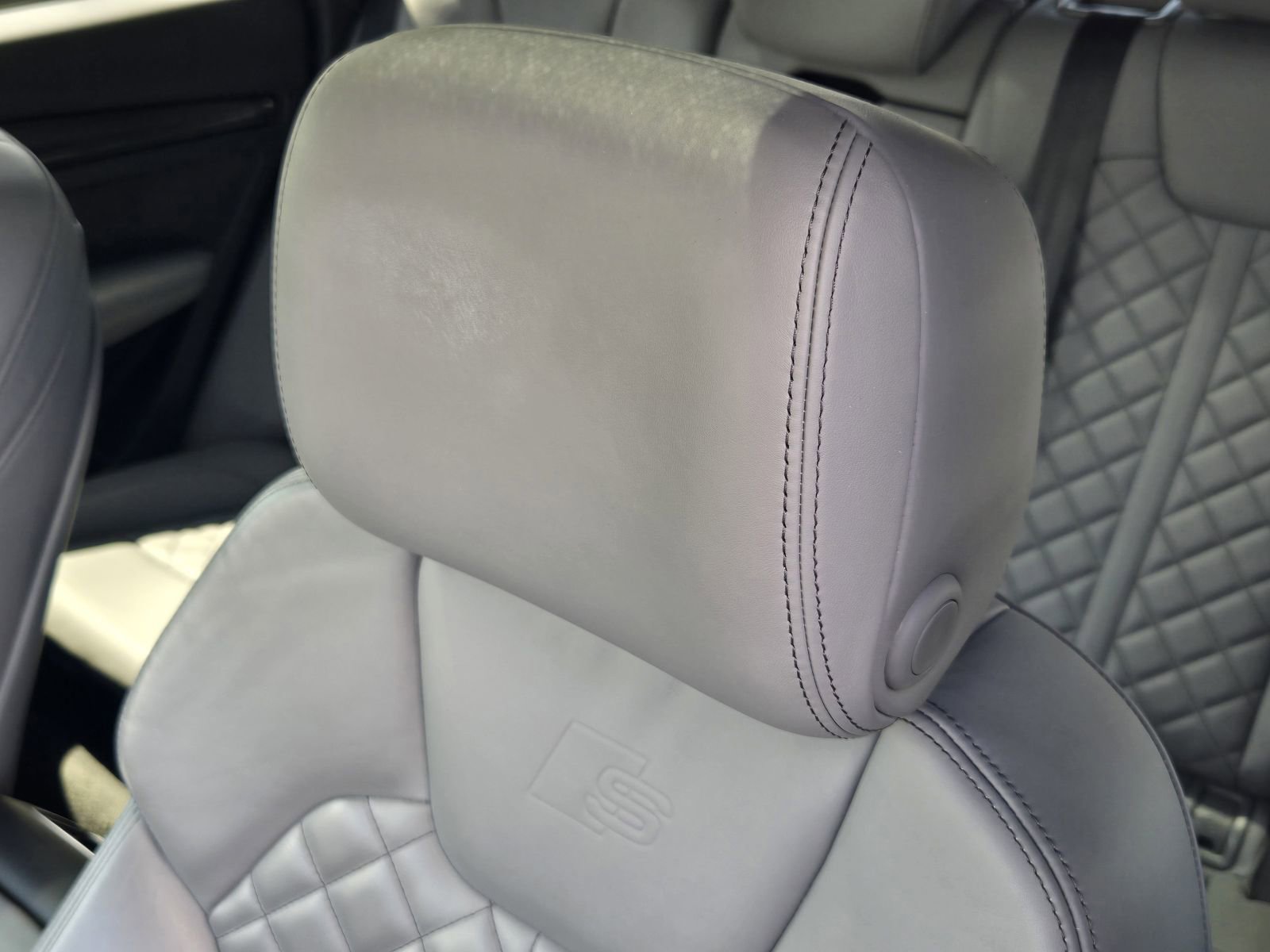 Used 2018 Audi SQ5 Prestige w/ Prestige Package image 22