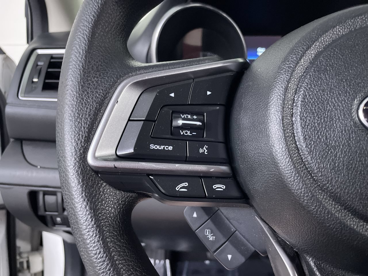 Used 2019 Subaru Outback 2.5i AWD/4WD image 24