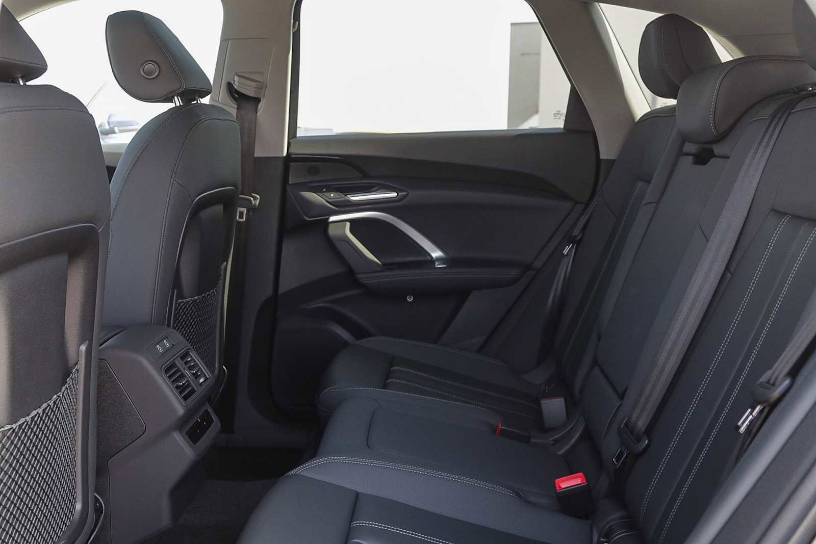 New 2025 Audi Q5 Premium image 18