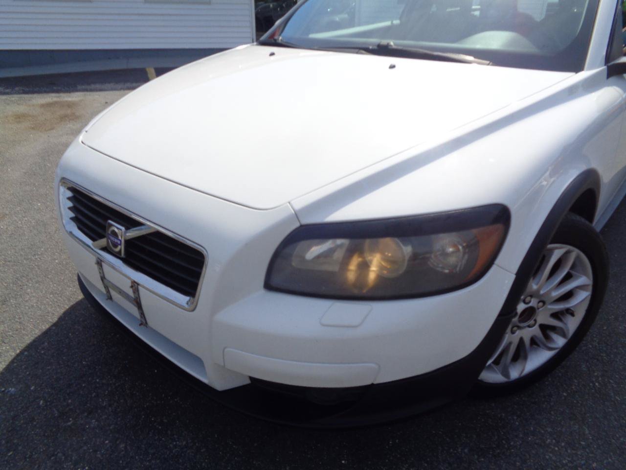 Used 2009 Volvo C30 FWD image 18