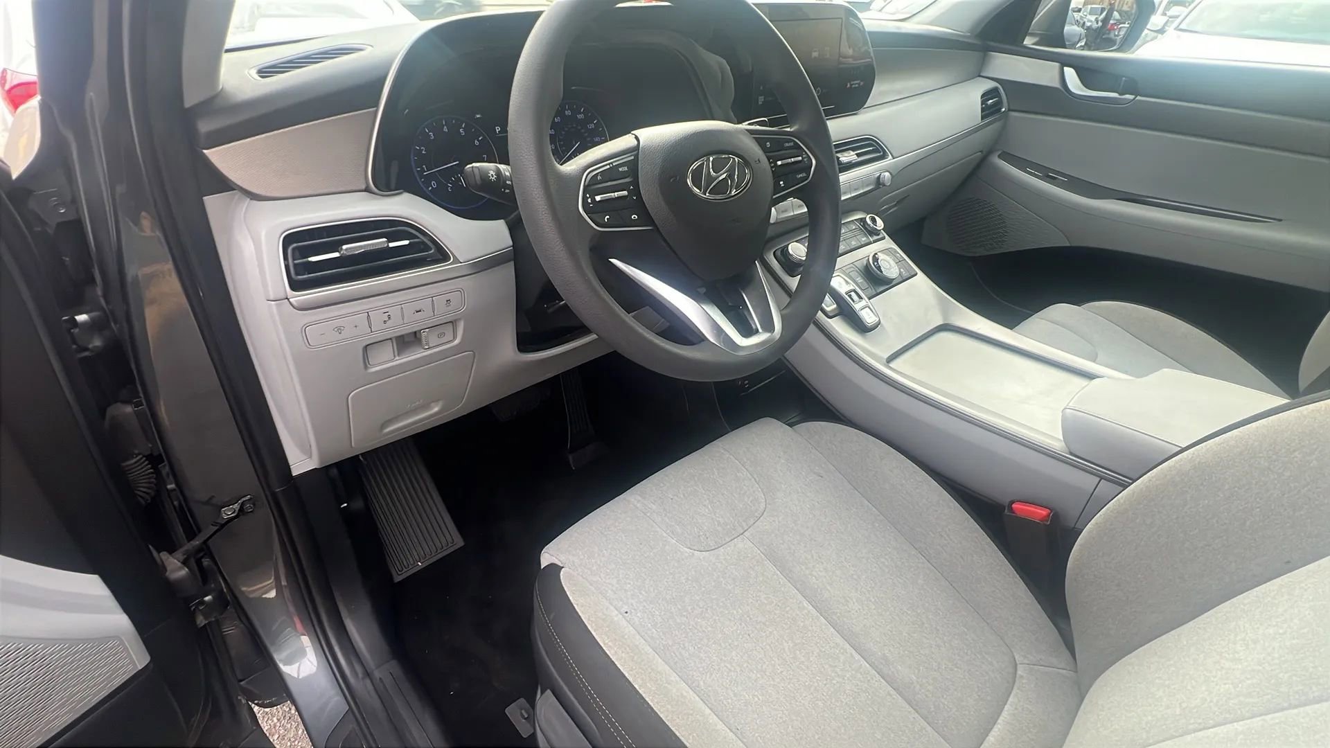 Used 2022 Hyundai Palisade SE image 24