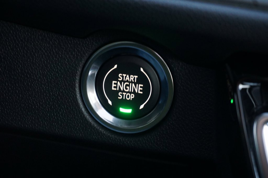 New 2026 Chevrolet Traverse LT w/ Sun and Wheel Package image 18