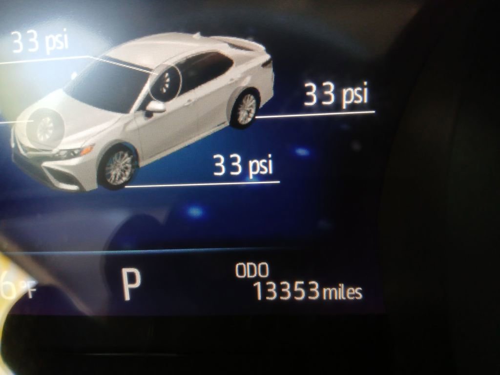 Used 2024 Toyota Camry SE image 20