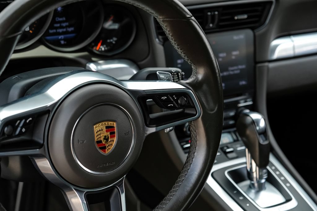 Used 2019 Porsche 911 Carrera RWD image 13