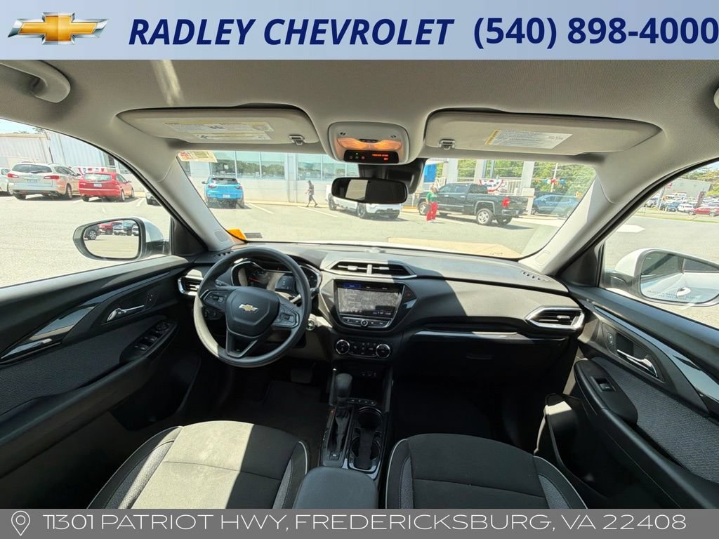 Certified 2023 Chevrolet TrailBlazer LT w/ Convenience Package FWD image 6