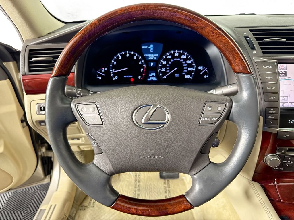Used 2012 Lexus LS 460 image 11
