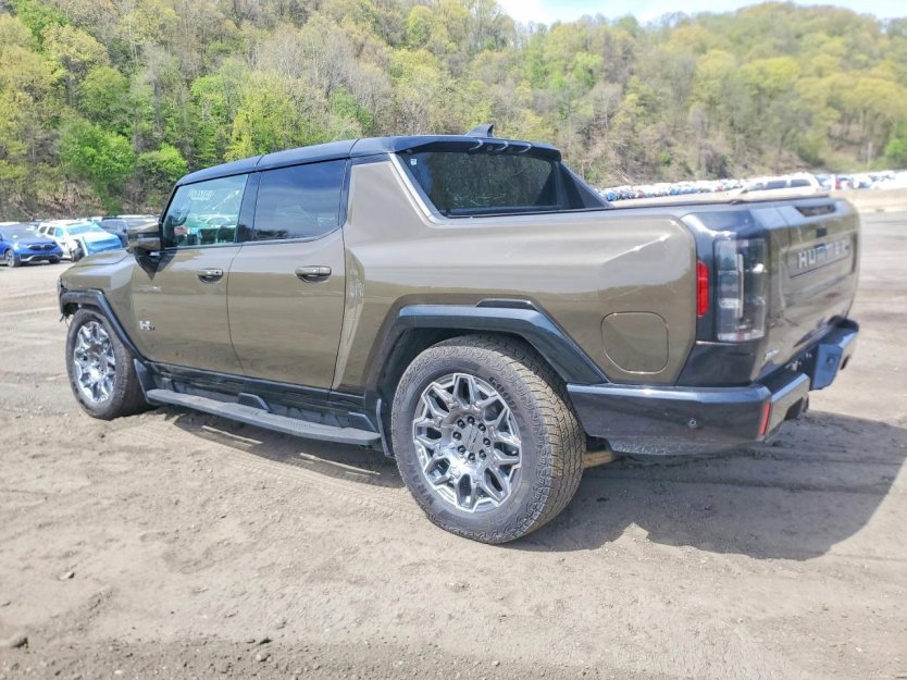 Used 2024 GMC Hummer EV 3X AWD/4WD image 4