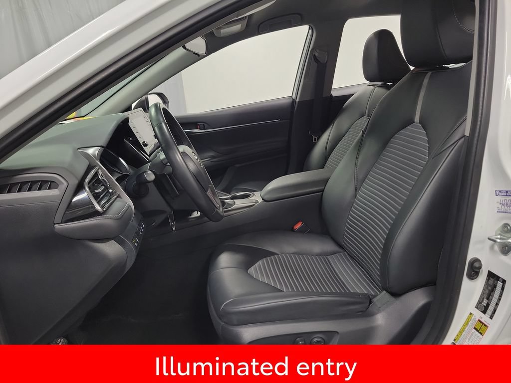 Used 2024 Toyota Camry SE FWD image 13