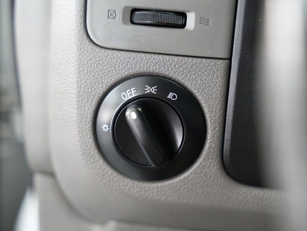 Used 2019 Nissan NV 3500 S RWD image 24
