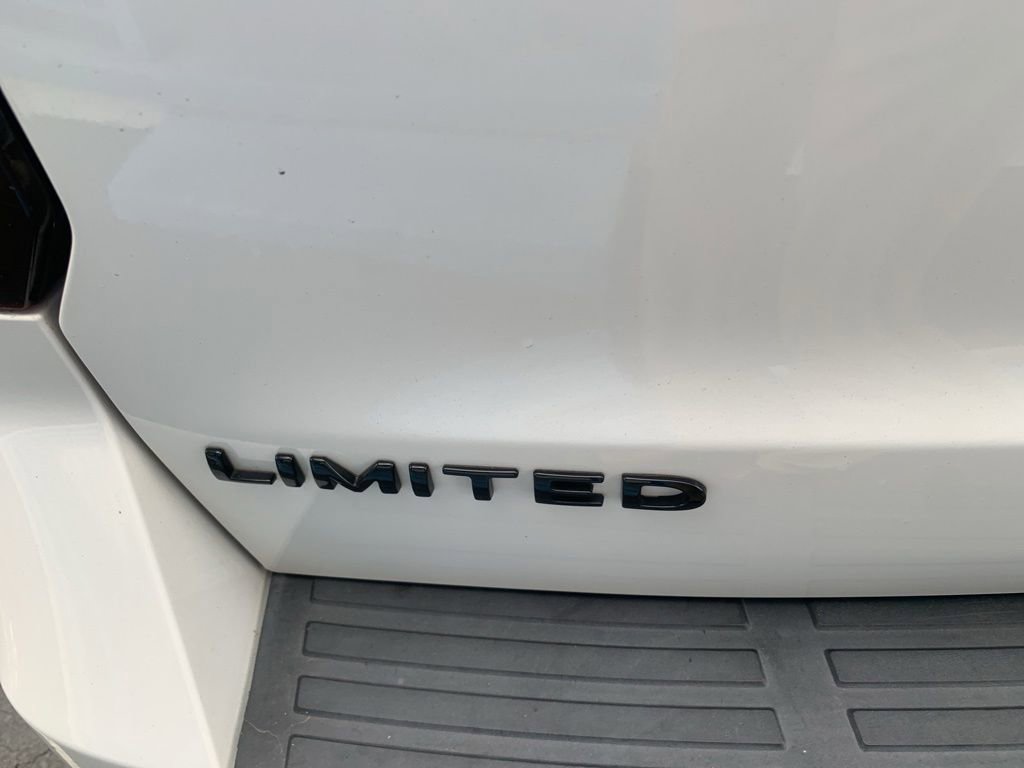 Used 2022 Ford Expedition Limited AWD/4WD image 7