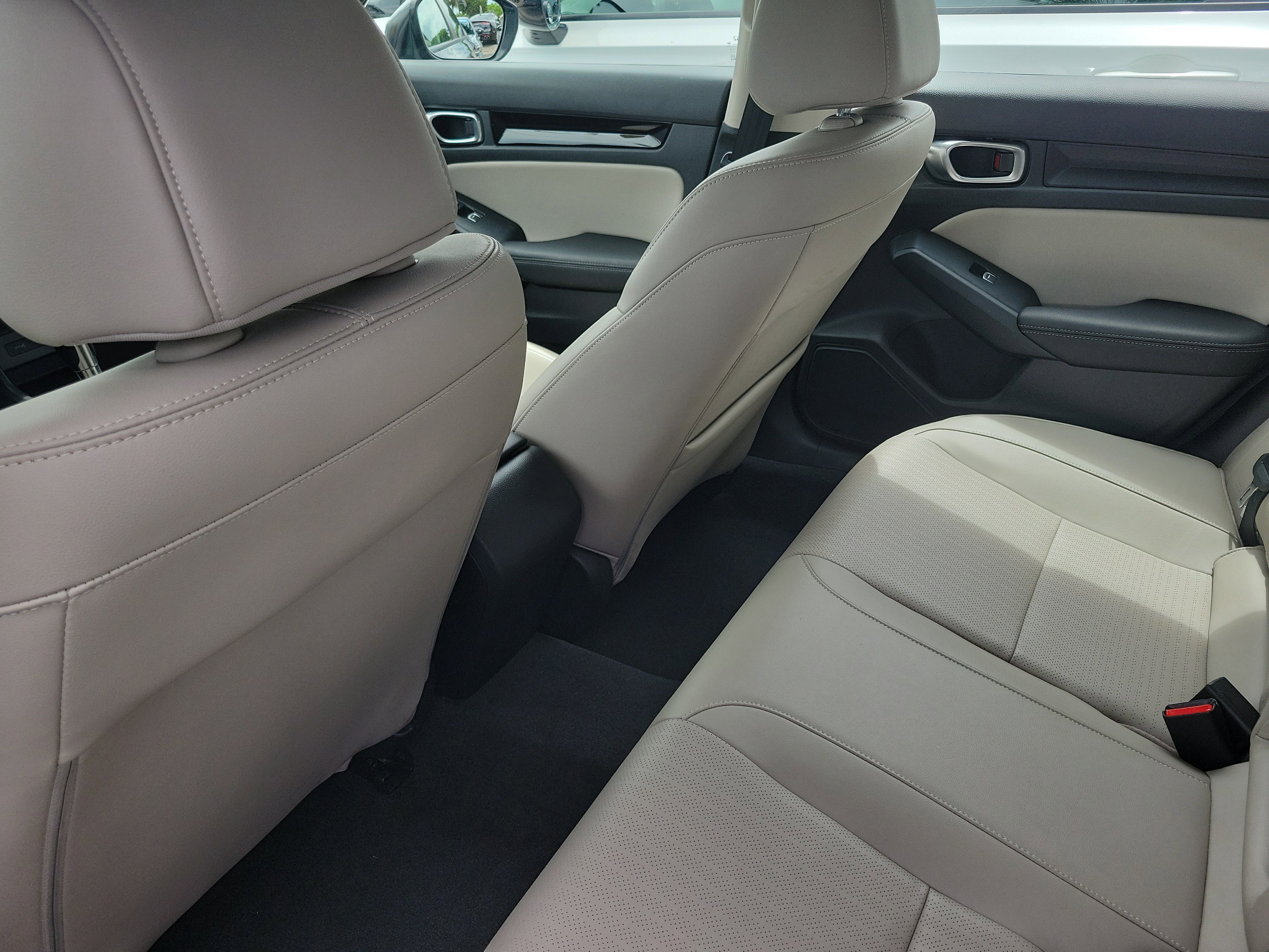 Certified 2024 Honda Civic EX-L image 13