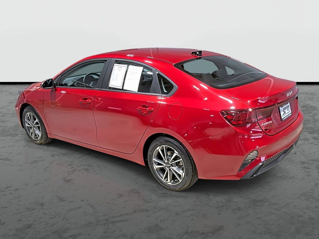 Used 2023 Kia Forte LXS w/ LXS Technology Package image 2