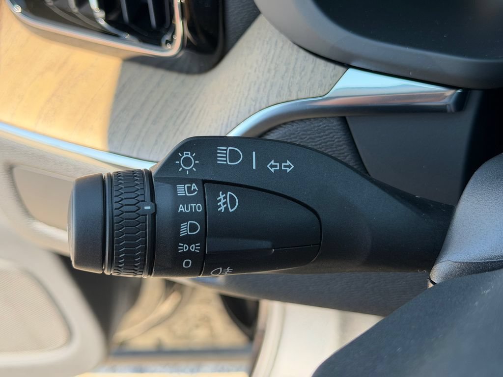 New 2026 Volvo XC60 T8 Plus w/ Protection Package Premier AWD/4WD image 30