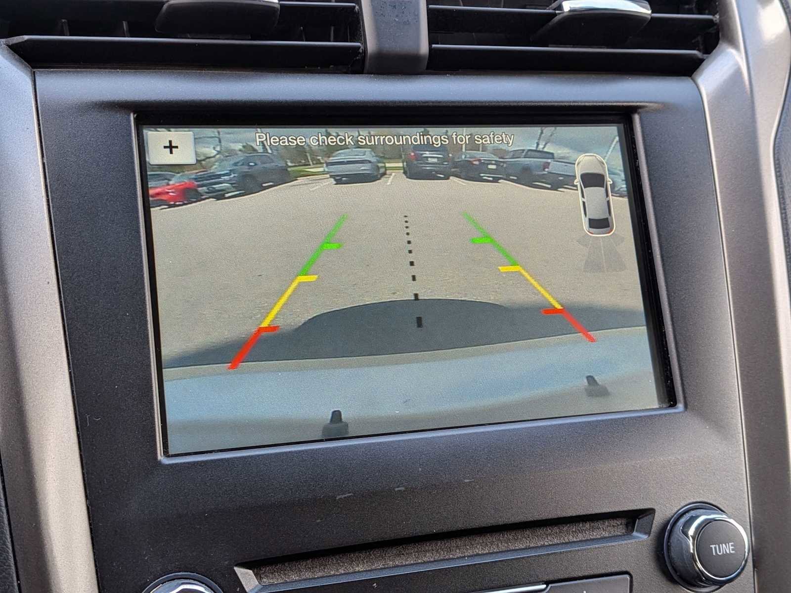 Used 2018 Ford Fusion SE w/ Fusion SE Technology Package FWD image 28