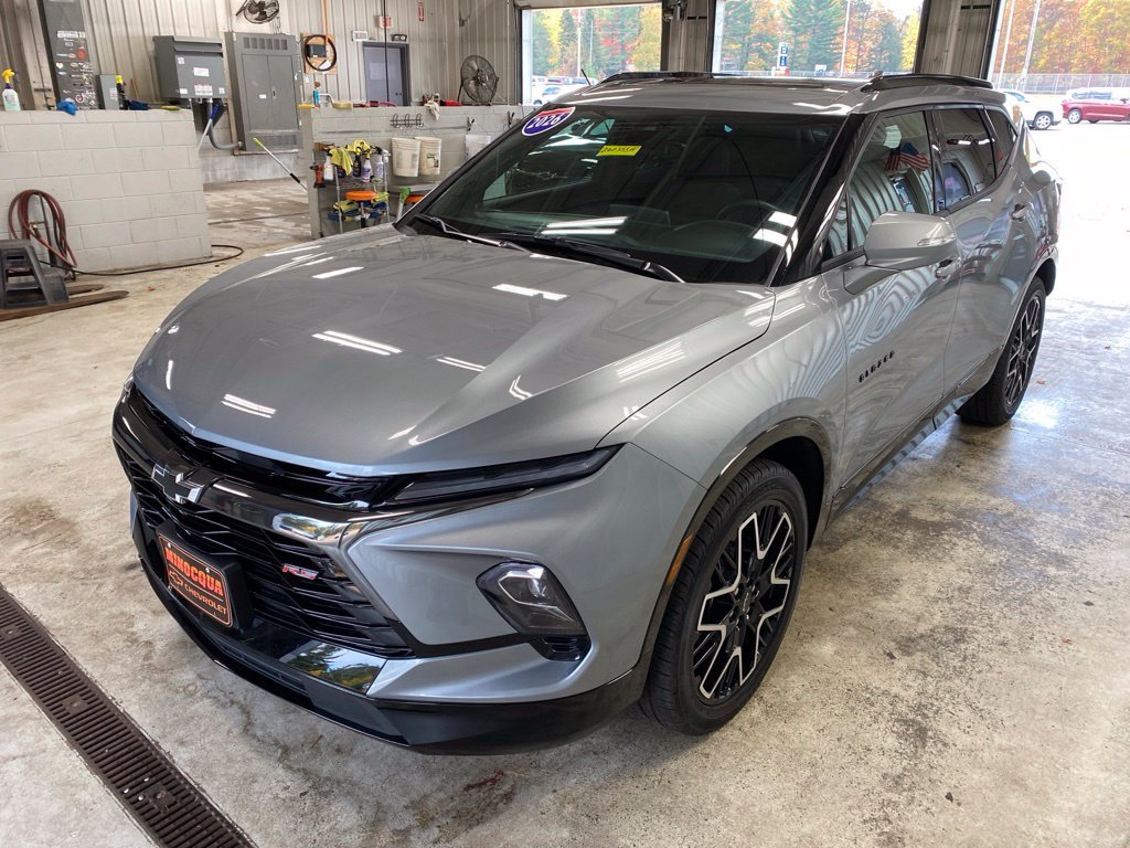 Used 2026 Chevrolet Blazer RS w/ Driver Confidence II Package AWD/4WD image 5