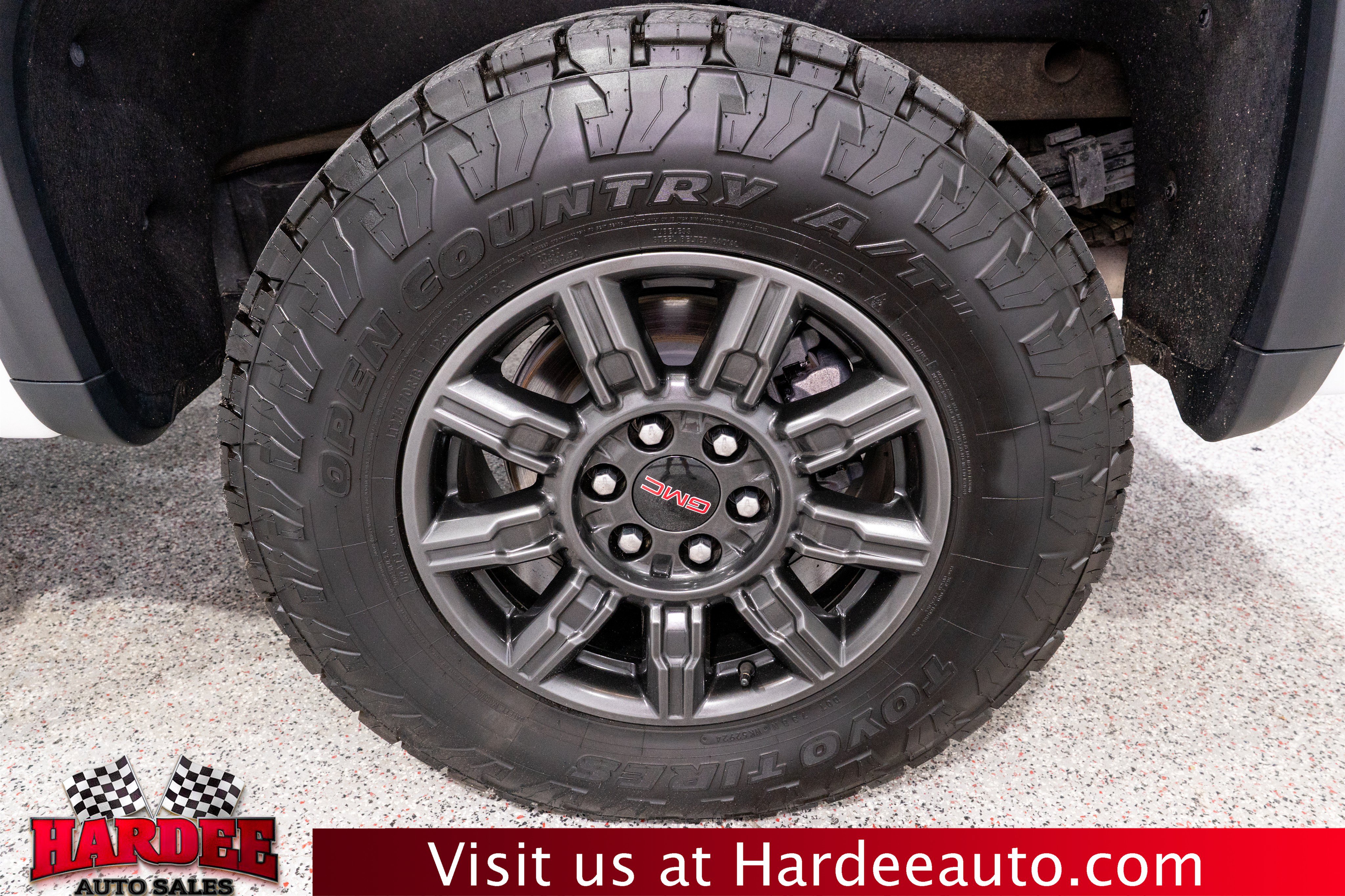 Used 2024 GMC Sierra 1500 AT4X AWD/4WD image 10
