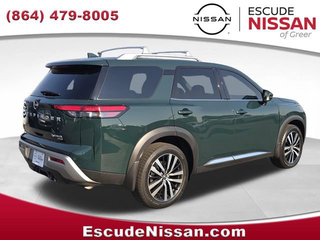 Certified 2024 Nissan Pathfinder Platinum w/ Cargo Package AWD/4WD image 4