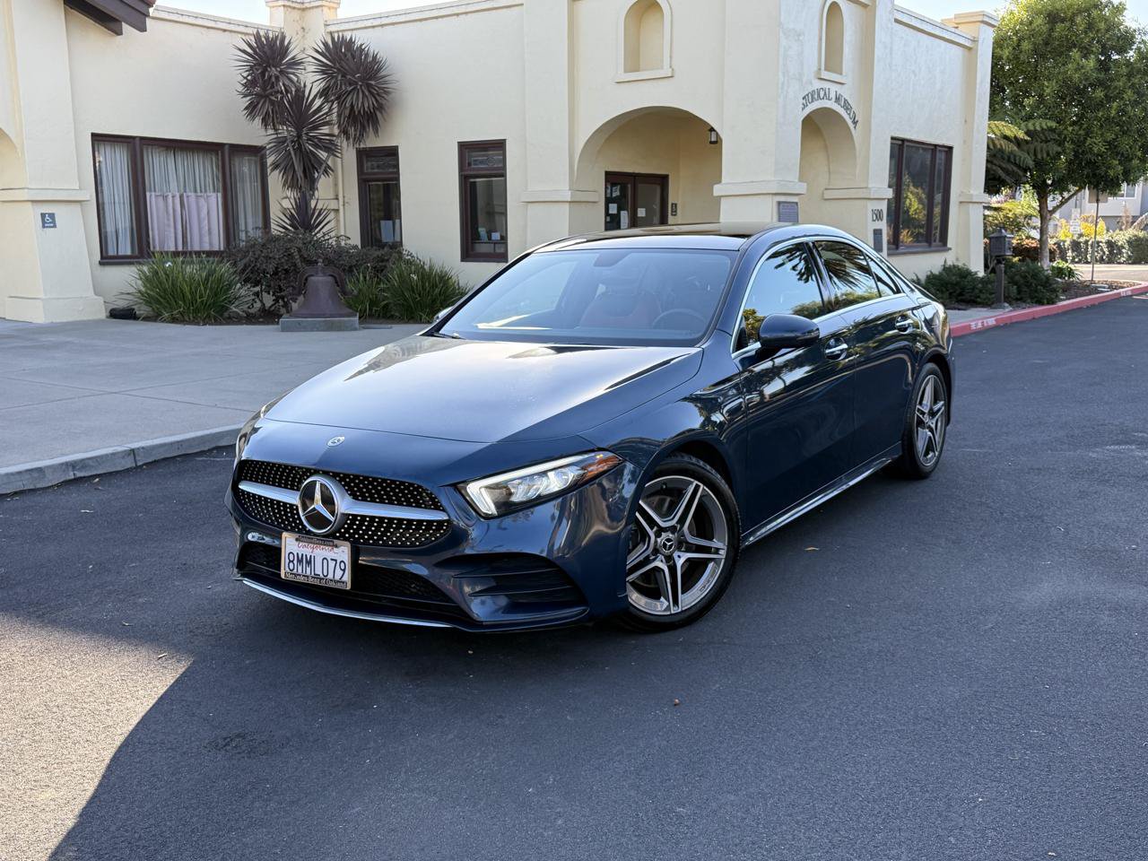 Used 2019 Mercedes-Benz A 220 image 1