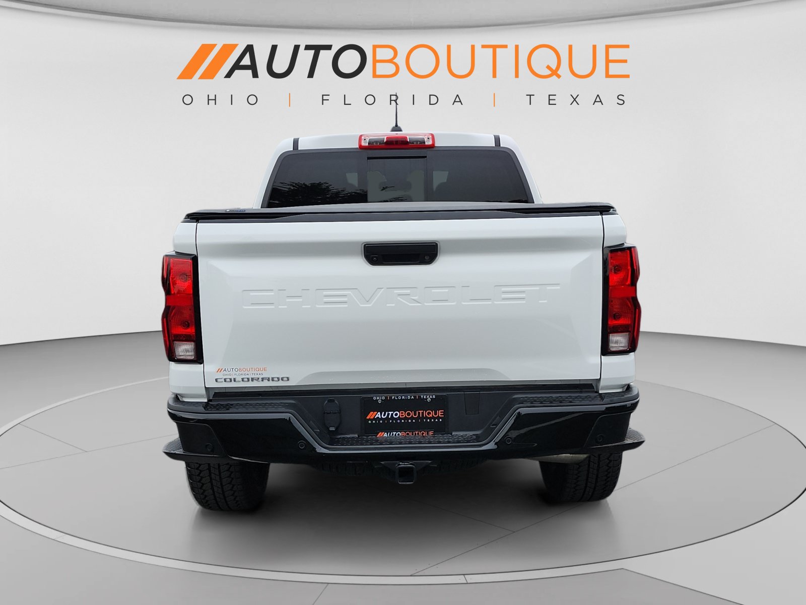 Used 2025 Chevrolet Colorado Trail Boss AWD/4WD image 4