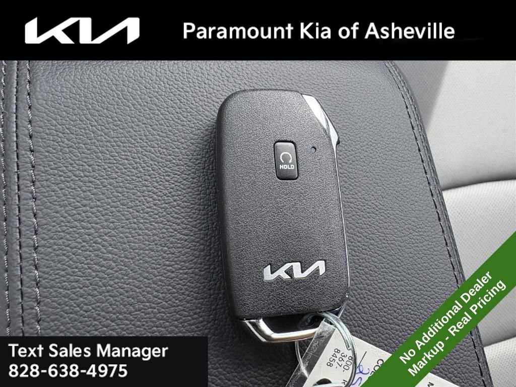New 2025 Kia Sportage EX w/ EX Premium Package image 27